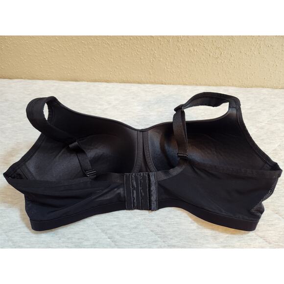 Cacique Women's Black Solid Stretch Full Coverage Wire Free Bra Size 42C - Picture 2 of 6